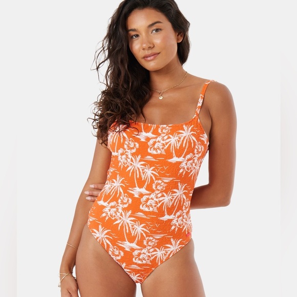 Roxy Women's Standard One Piece Swimsuit –Tummy Control Quick-Dry Fabric, Red XL - Picture 3 of 7